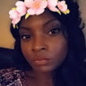 Meet your Posher, Estelle